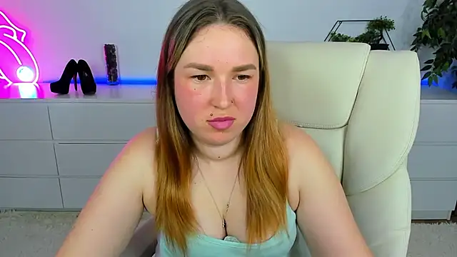 Sofii darling online show from March 2026 05:37:01 PM