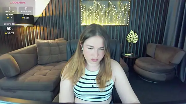 Sofii darling online show from May 2026 04:31:02 PM