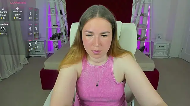 Sofii darling online show from May 2026 04:33:01 PM