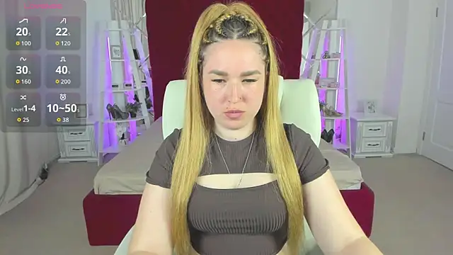 Sofii darling online show from April 2026 04:42:02 PM