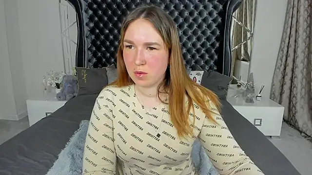 Sofii darling online show from March 2026 05:38:02 PM