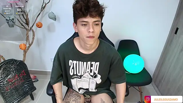 stev austin  online show from October 2025 08:07:01 PM