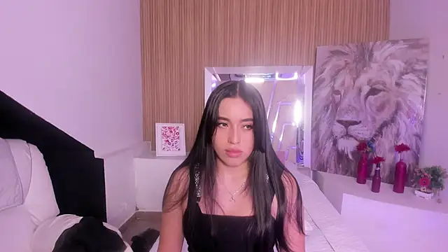 Snapshot of Starbutterflyy_ chatting on February 2026 05:08:01 AM Starbutterflyy online show from February 2026 05:08:01 AM