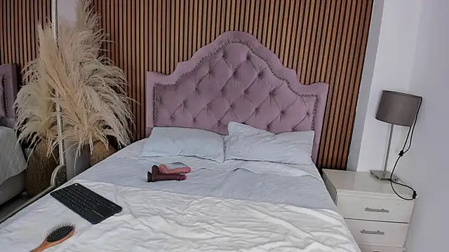 Snapshot of Starbutterflyy_ chatting on January 2026 05:22:02 AM Starbutterflyy online show from January 2026 05:22:02 AM