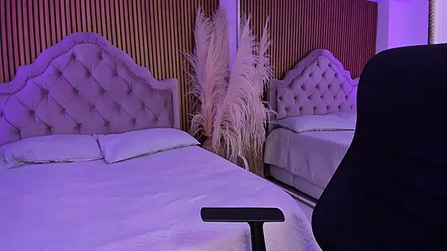 Snapshot of Starbutterflyy_ chatting on February 2026 05:07:01 AM Starbutterflyy online show from February 2026 05:07:01 AM