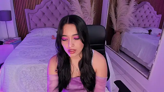 Snapshot of Starbutterflyy_ chatting on February 2026 05:16:02 AM Starbutterflyy online show from February 2026 05:16:02 AM