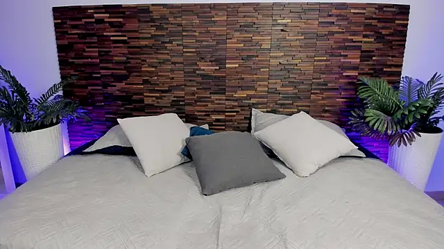 Snapshot of debra_win chatting on December 2025 09:31:01 AM debra win online show from December 2025 09:31:01 AM