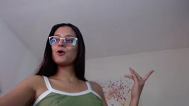 valentini villa online show from October 2025 08:08:01 PM