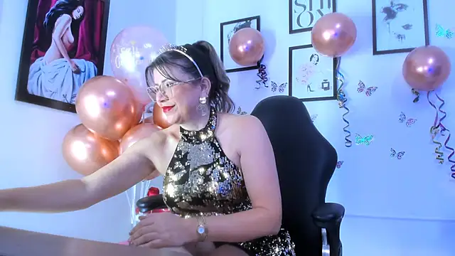 Ariana costa online show from November 2025 03:04:02 PM