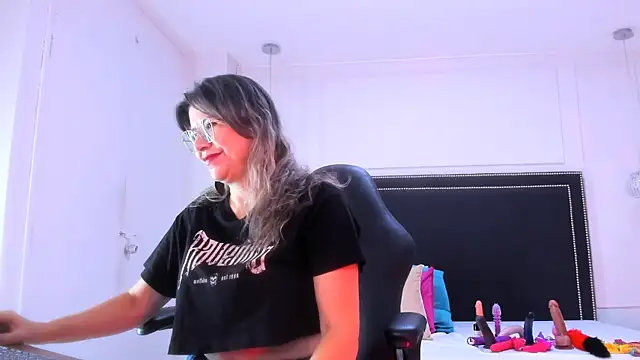 Ariana costa online show from September 2025 02:35:01 PM