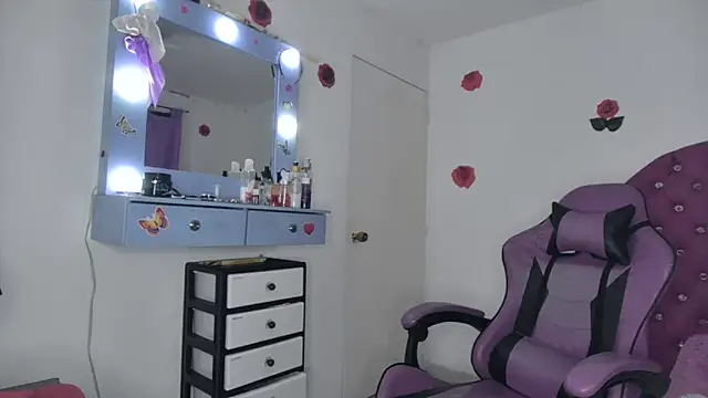 soffy rosses online show from April 2026 01:57:01 AM