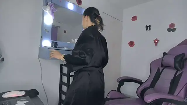 soffy rosses online show from May 2026 01:59:01 AM