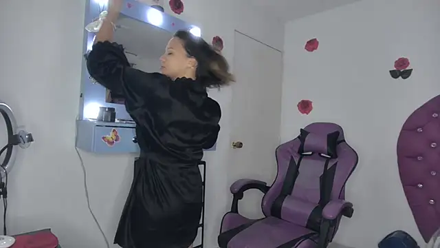 soffy rosses online show from February 2026 03:17:01 AM