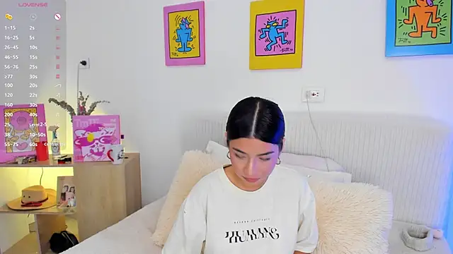 Snapshot of AprilAddams_ chatting on October 2025 09:04:02 PM AprilAddams  online show from October 2025 09:04:02 PM