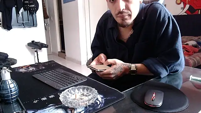 malek xarx  online show from March 2026 02:09:01 PM