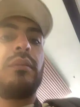 malek xarx  online show from April 2026 09:18:02 PM