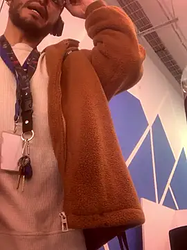 malek xarx  online show from January 2026 03:28:02 PM