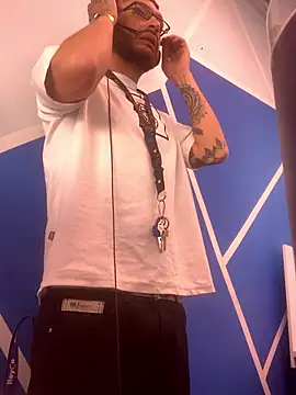 malek xarx  online show from January 2026 03:19:01 PM