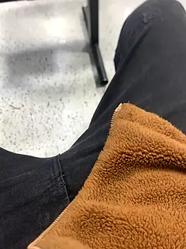 malek xarx  online show from November 2025 10:36:02 PM