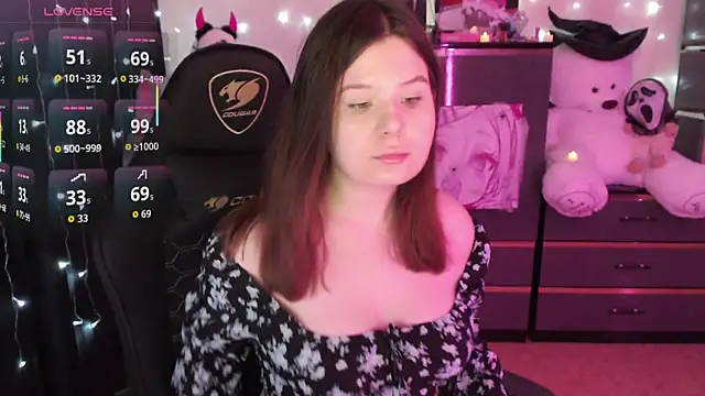 AmyVibess online show from October 2025 08:08:02 PM