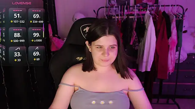 AmyVibess online show from July 2026 07:35:01 PM