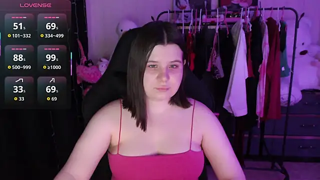 AmyVibess online show from June 2026 07:13:01 PM