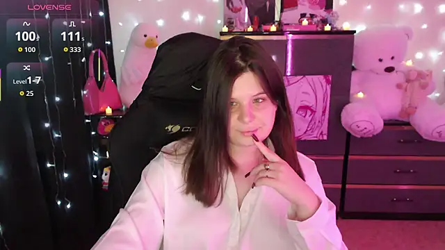 AmyVibess online show from October 2025 08:10:01 PM