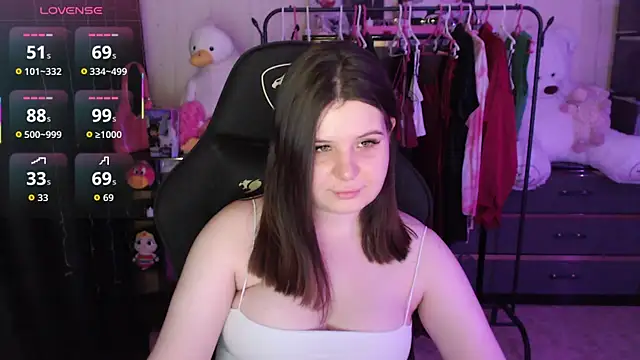 AmyVibess online show from April 2026 08:15:01 PM