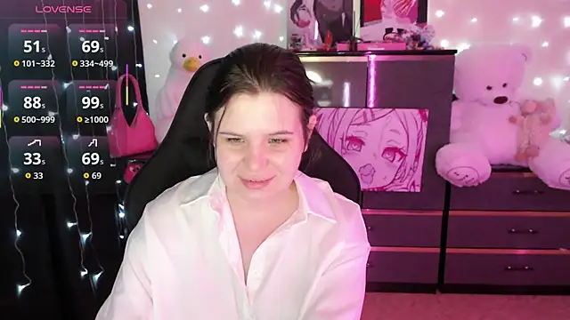 AmyVibess online show from October 2025 08:01:01 PM