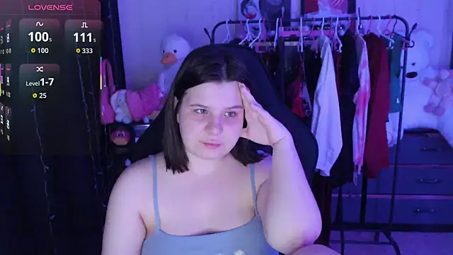 AmyVibess online show from May 2026 06:18:01 PM