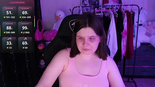 AmyVibess online show from May 2026 06:06:02 PM