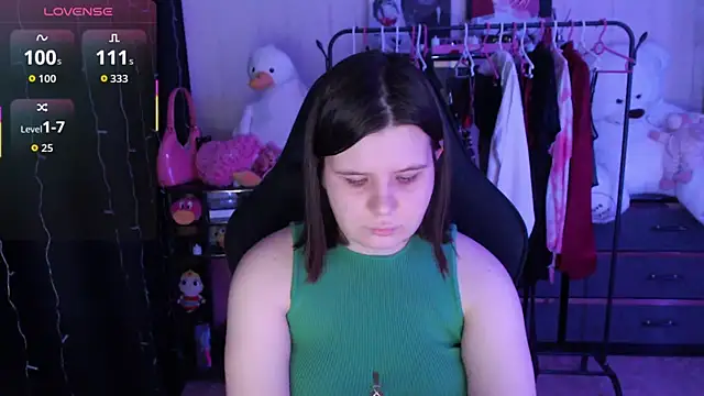 AmyVibess online show from May 2026 06:11:02 PM