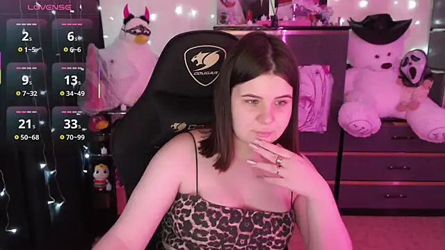 AmyVibess online show from October 2025 08:08:01 PM