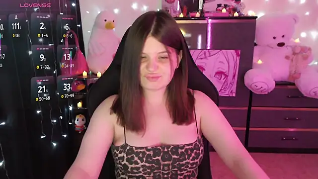 AmyVibess online show from October 2025 08:09:01 PM