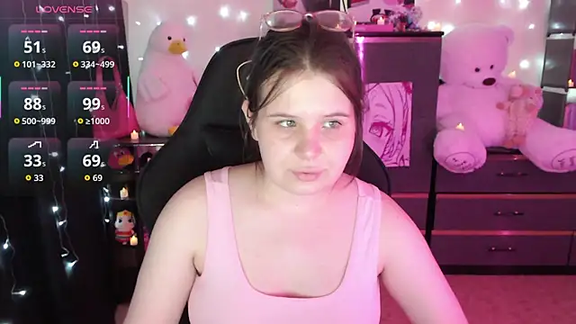 AmyVibess online show from October 2025 08:06:02 PM