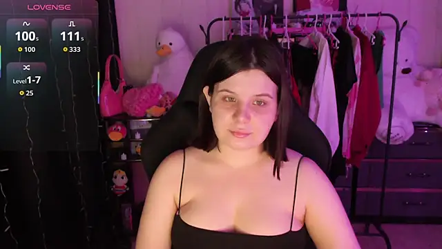 AmyVibess online show from April 2026 08:10:02 PM