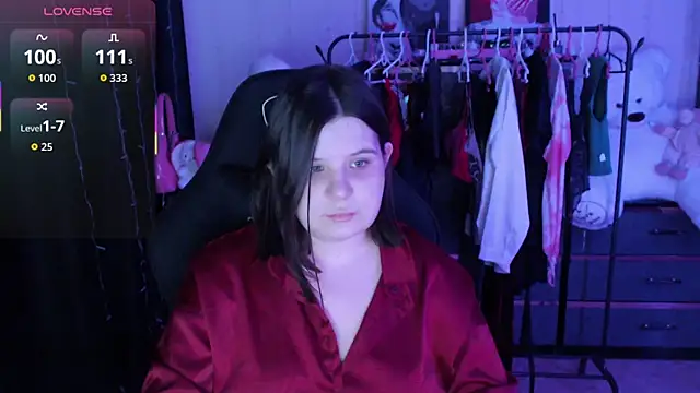 AmyVibess online show from May 2026 06:06:02 PM
