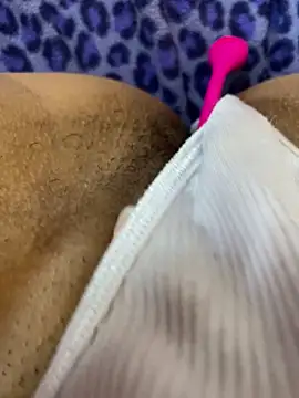 Esmeralda-berrys online show from December 2025 11:53:01 PM