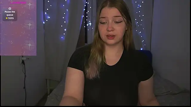 CuteSharloti online show from July 2026 09:04:01 PM
