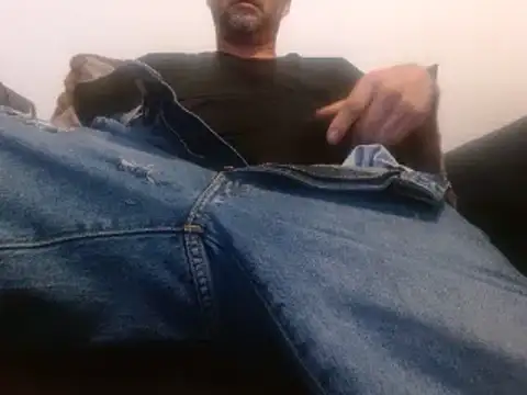 dontrush22 online show from October 2025 04:35:01 AM