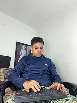 Luke Stone online show from April 2026 08:04:01 PM