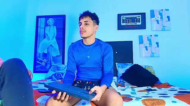 Luke Stone online show from October 2025 09:38:01 PM