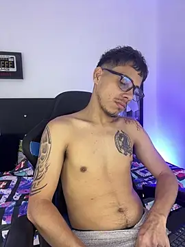 Luke Stone online show from September 2025 04:34:02 PM