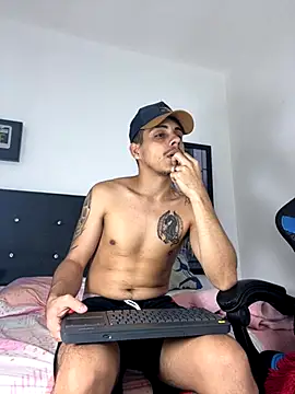 Luke Stone online show from November 2025 12:04:02 AM