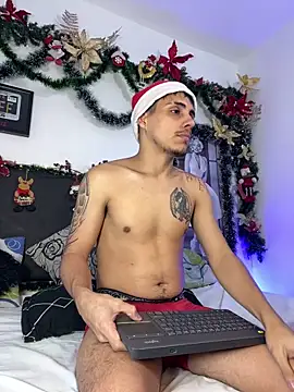 Snapshot of Luke_Stone chatting on December 2025 12:16:01 AM Luke Stone online show from December 2025 12:16:01 AM