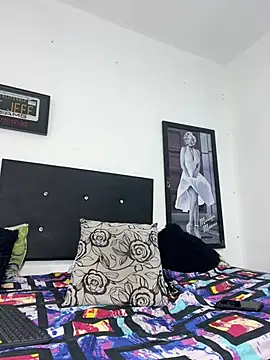 Snapshot of Luke_Stone chatting on January 2026 11:41:02 PM Luke Stone online show from January 2026 11:41:02 PM