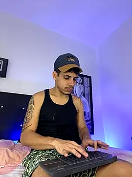 Luke Stone online show from November 2025 09:29:01 PM