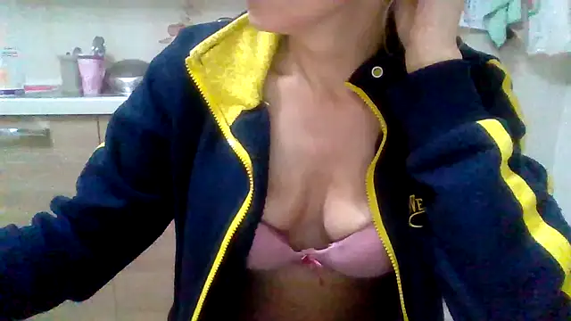 Kelly80 online show from February 2026 03:50:01 AM