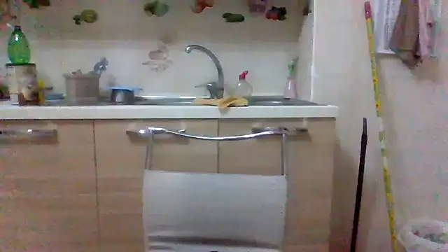 Kelly80 online show from March 2026 04:17:02 AM