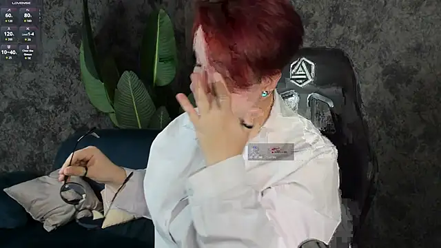 Snapshot of Michelle_Wilsson chatting on November 2025 08:08:01 AM Michelle Wilsson online show from November 2025 08:08:01 AM